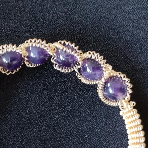 Gold Wire and Purple Stone Bracelet Adjustable NWOT - Picture 4 of 10